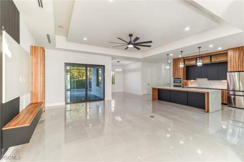 4817 SW 18th Ave, Cape Coral FL - photo 6 of 43