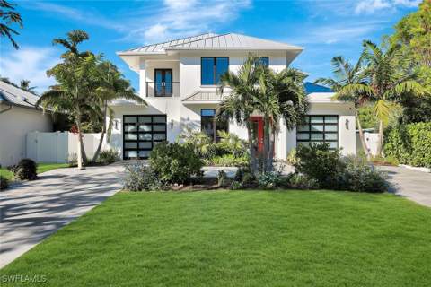 739 5th Ave N, Naples FL - photo 12 of 50