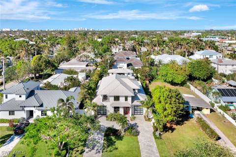 739 5th Ave N, Naples FL - photo 13 of 50