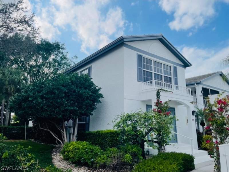 2 bedroom Condominium at 841 Tanbark Dr 201, Laurel Oaks At Pelican Bay, Naples — photo 3