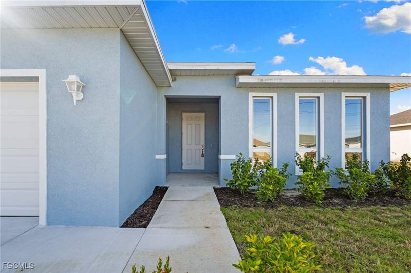 4 bedroom SingleFamilyResidence at 1024 SW 1st St, Cape Coral, Cape Coral — photo 4