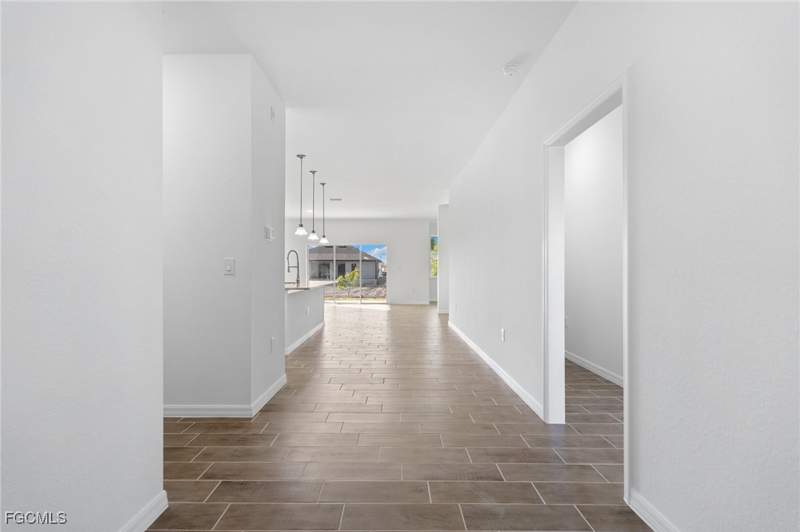 4 bedroom SingleFamilyResidence at 1024 SW 1st St, Cape Coral, Cape Coral — photo 5