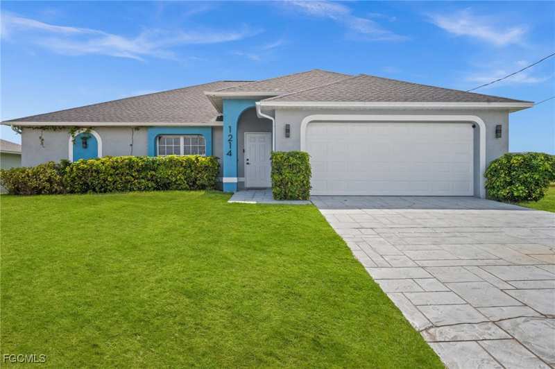 4 bedroom SingleFamilyResidence at 1214 SW Santa Barbara Pl, Cape Coral, Cape Coral — photo 1