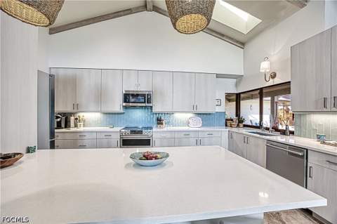 4960 Joewood Dr, Sanibel FL - photo 14 of 50
