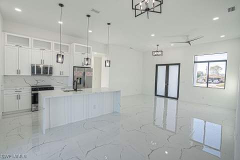 405 Kismet Pkwy E, Cape Coral FL - photo 13 of 50