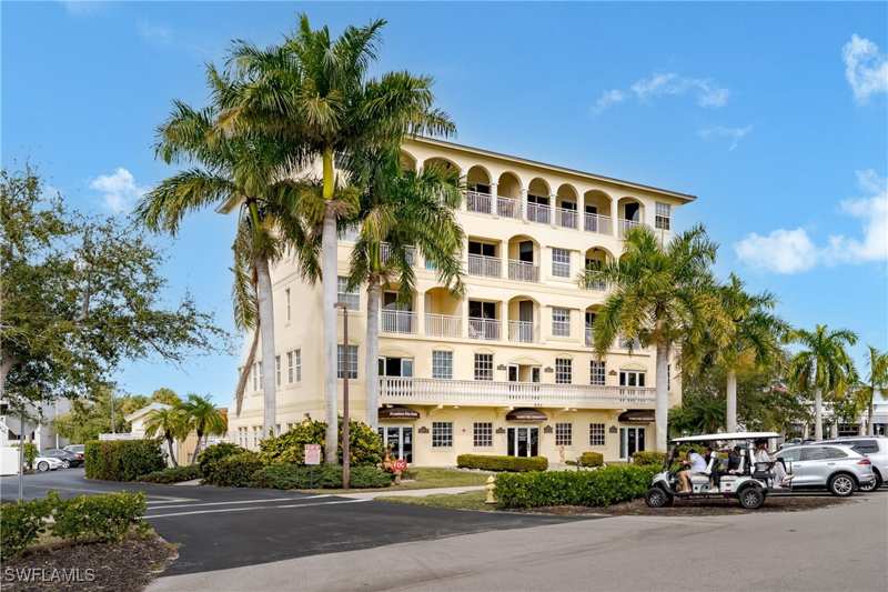 2 bedroom Condominium at 886 Park Ave 402, Roman Plaza, Marco Island — photo 1