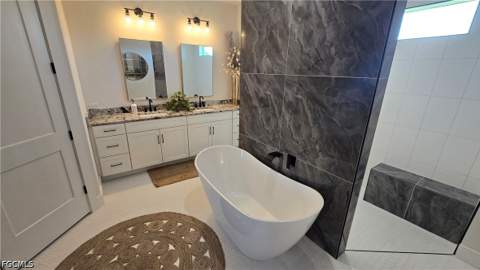 385 Paulcrest Ave, Lehigh Acres FL - photo 19 of 31