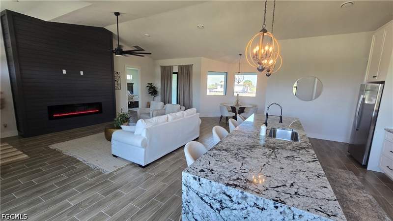 4 bedroom SingleFamilyResidence at 385 Paulcrest Ave, Southwood, Lehigh Acres — photo 5