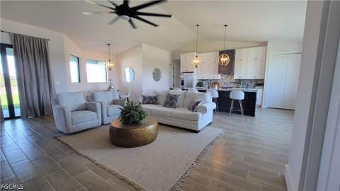 385 Paulcrest Ave, Lehigh Acres FL - photo 9 of 31