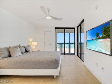 9415 Gulf Shore Dr 102, Naples FL - photo 15 of 43