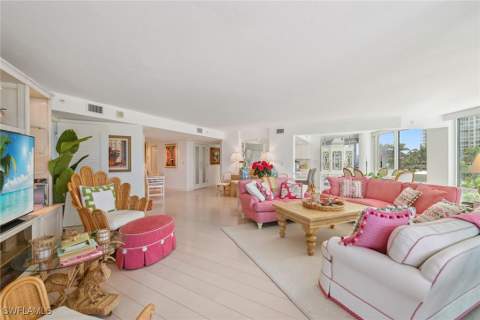 4651 Gulf Shore Blvd N 101, Naples FL - photo 17 of 38