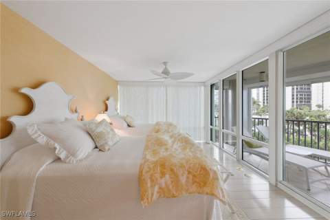4651 Gulf Shore Blvd N 101, Naples FL - photo 21 of 38
