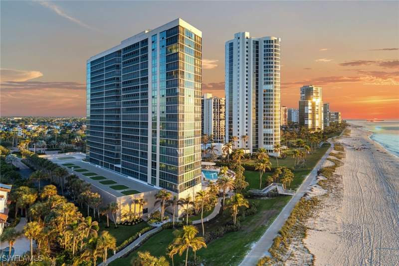 2 bedroom Condominium at 4651 Gulf Shore Blvd N 101, Vistas At Park Shore, Naples — photo 3