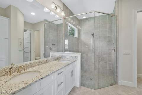 5167 Andros Dr, Naples FL - photo 16 of 32