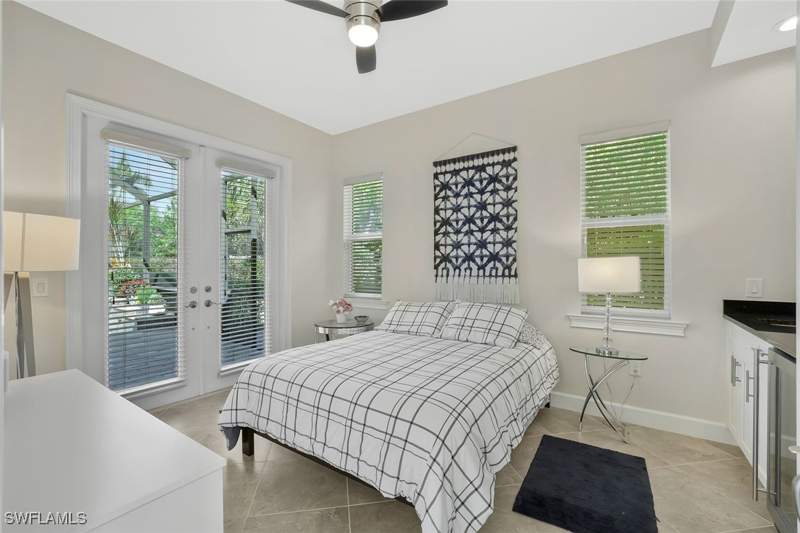 3 bedroom SingleFamilyResidence at 5167 Andros Dr, Isles Of Collier Preserve, Naples — photo 4