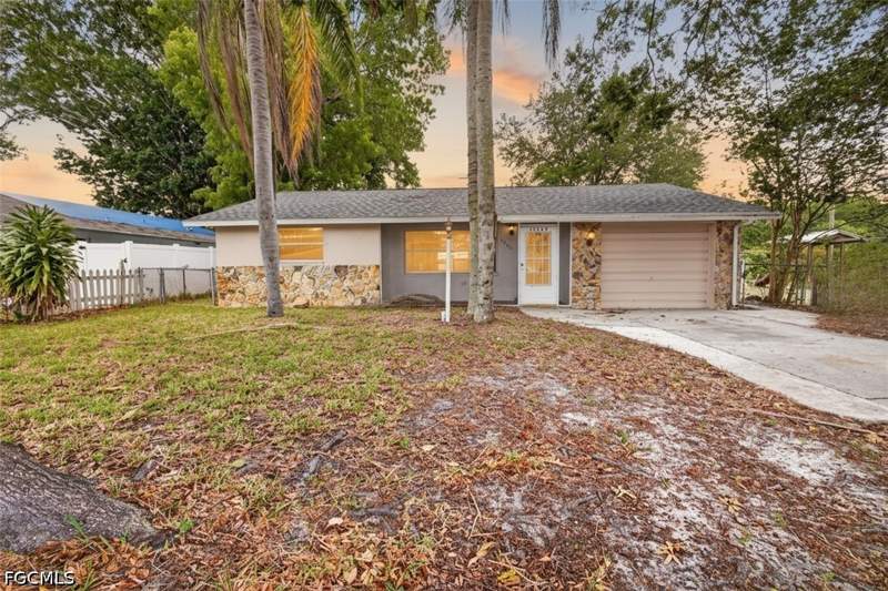 3 bedroom SingleFamilyResidence at 12362 3rd St, Fort Myers Shores, Fort Myers — photo 2