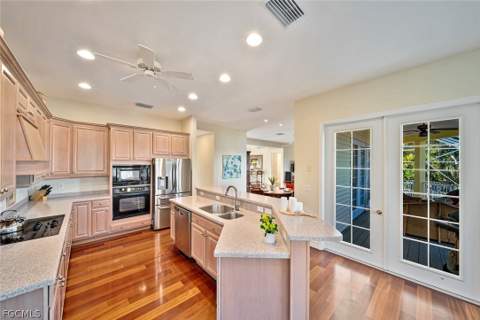 5810 Pine Tree Dr, Sanibel FL - photo 15 of 47
