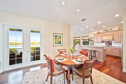 5810 Pine Tree Dr, Sanibel FL - photo 16 of 47