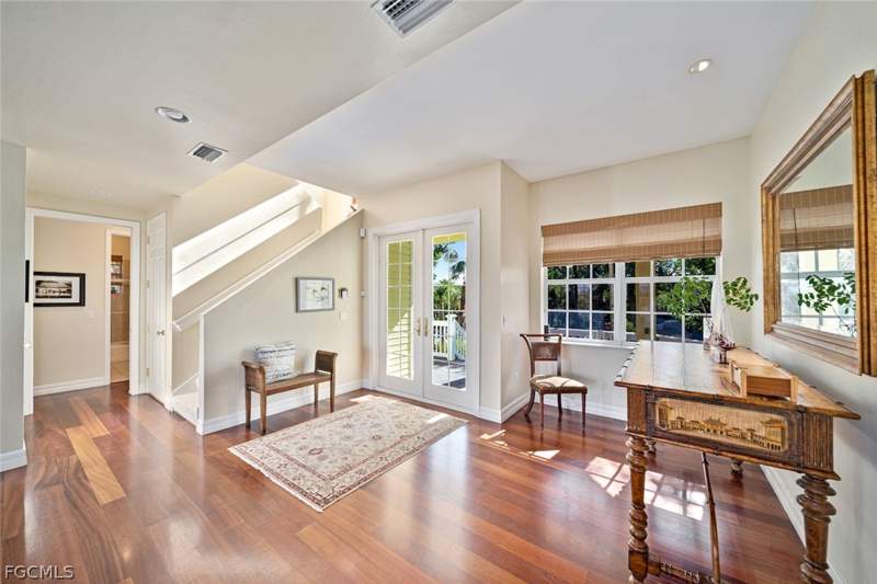 4 bedroom SingleFamilyResidence at 5810 Pine Tree Dr, Castaway Estates, Sanibel — photo 5