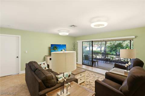 142 Old Tamiami Trl, Naples FL - photo 10 of 48