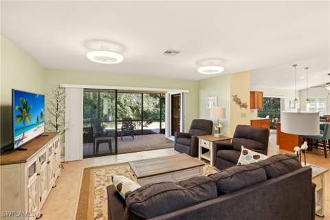 142 Old Tamiami Trl, Naples FL - photo 9 of 48