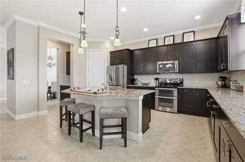 4609 Abaca Cir, Naples FL - photo 10 of 49