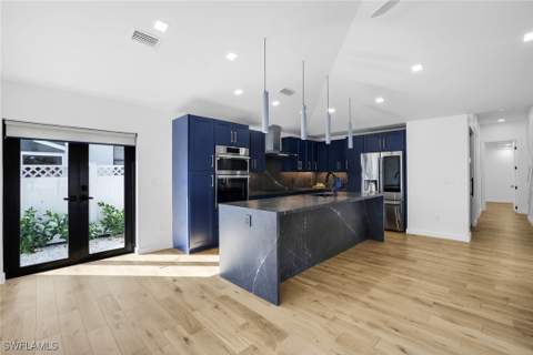 10771 6th St, Naples FL - photo 10 of 39
