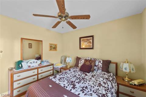 9305 Lake Park Dr 102, Fort Myers FL - photo 21 of 37