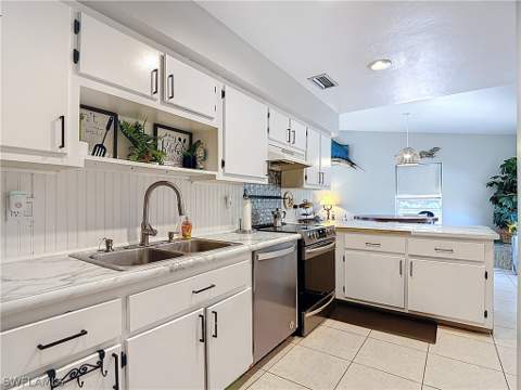 8628 Yukon Ct, St James City FL - photo 13 of 23
