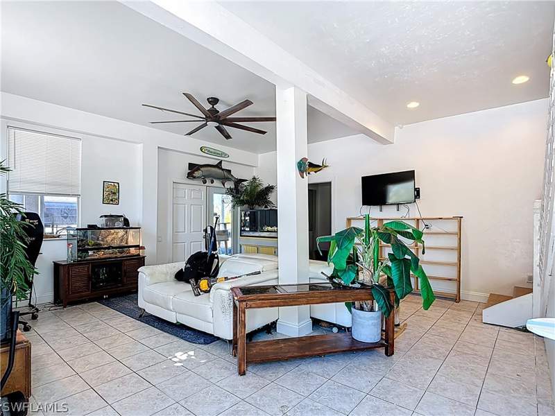 3 bedroom SingleFamilyResidence at 8628 Yukon Ct, Kreamers Avocado Subd, St James City — photo 3