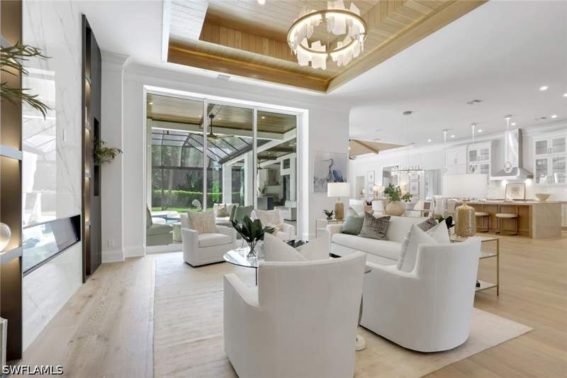 4 bedroom SingleFamilyResidence at 1331 Little Blue Heron Ct, Arbors At Pelican Marsh, Naples — photo 1