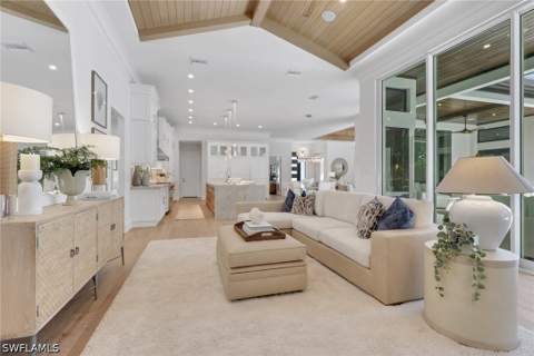 1331 Little Blue Heron Ct, Naples FL - photo 16 of 50
