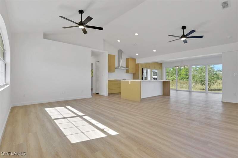 3 bedroom SingleFamilyResidence at 2685 29th Ave NE, Golden Gate Estates, Naples — photo 4