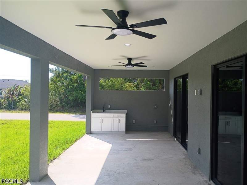 3 bedroom SingleFamilyResidence at 5102 Lee Cir S, Lehigh Acres, Lehigh Acres — photo 5