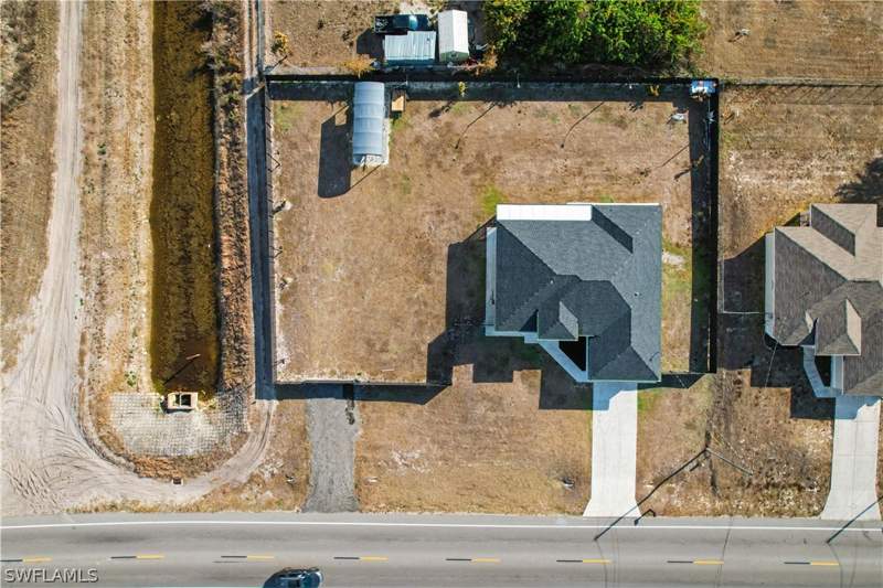 3 bedroom SingleFamilyResidence at 3705 23rd St SW, Lehigh Acres, Lehigh Acres — photo 3