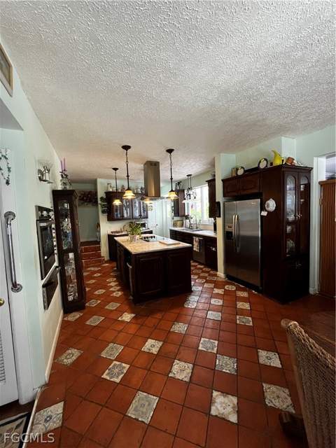 1248 Osceola Dr, Fort Myers FL - photo 9 of 16