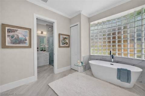 6461 Livingston Woods Ln, Naples FL - photo 18 of 40