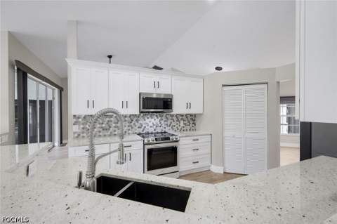 13651 Willow Bridge Dr, North Fort Myers FL - photo 13 of 37