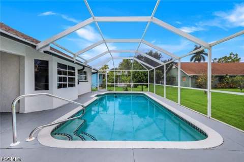 13651 Willow Bridge Dr, North Fort Myers FL - photo 7 of 37