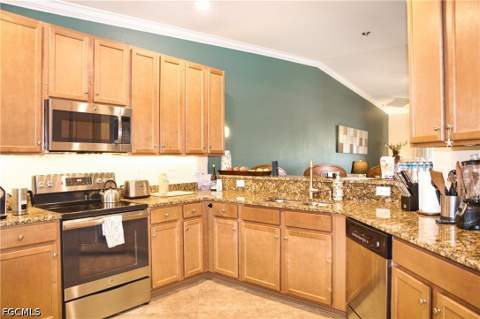 13730 Julias Way 726, Fort Myers FL - photo 20 of 46