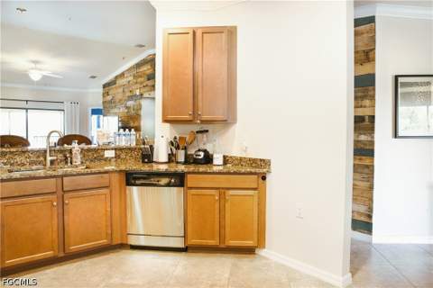 13730 Julias Way 726, Fort Myers FL - photo 24 of 46