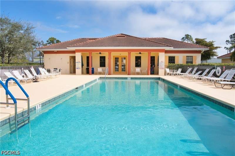 2 bedroom Condominium at 13730 Julias Way 726, Palmetto Cove, Fort Myers — photo 4