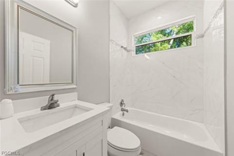 897 Iris Dr, North Fort Myers FL - photo 10 of 46