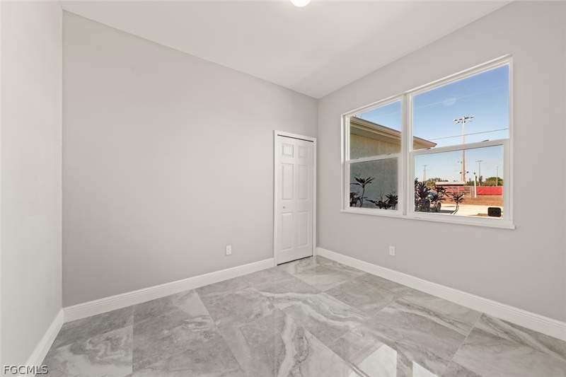 3 bedroom SingleFamilyResidence at 897 Iris Dr, Tropic Isles, North Fort Myers — photo 5