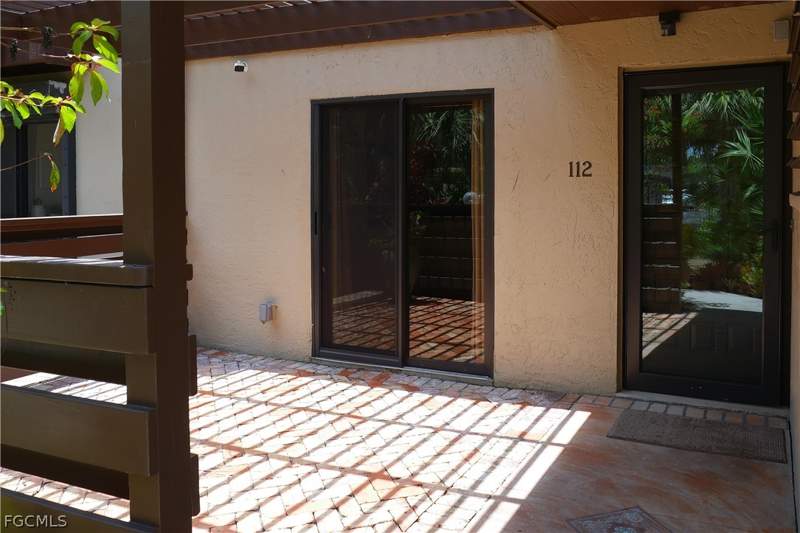 2 bedroom Condominium at 112 pinebrook Dr, Pinebrook Lakes Condo, Fort Myers — photo 2