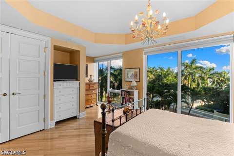4501 Gulf Shore Blvd N 405, Naples FL - photo 15 of 35