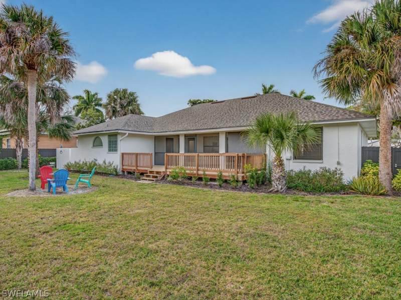 3 bedroom SingleFamilyResidence at 2264 Outrigger Ln, River Reach, Naples — photo 5