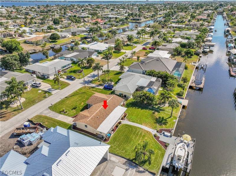 3 bedroom SingleFamilyResidence at 3018 SE 18th Pl, Cornwallis, Cape Coral — photo 3