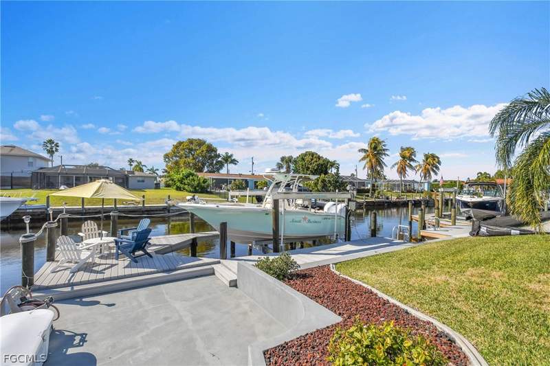 3 bedroom SingleFamilyResidence at 3018 SE 18th Pl, Cornwallis, Cape Coral — photo 5