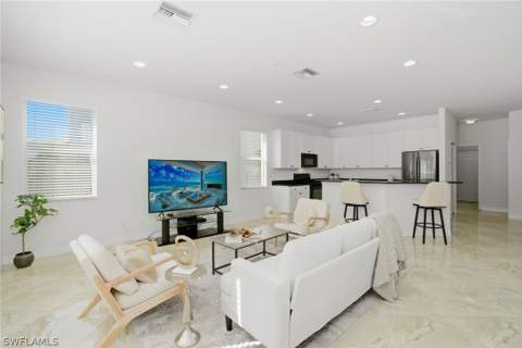 1945 Isla De Palma Cir, Naples FL - photo 12 of 50